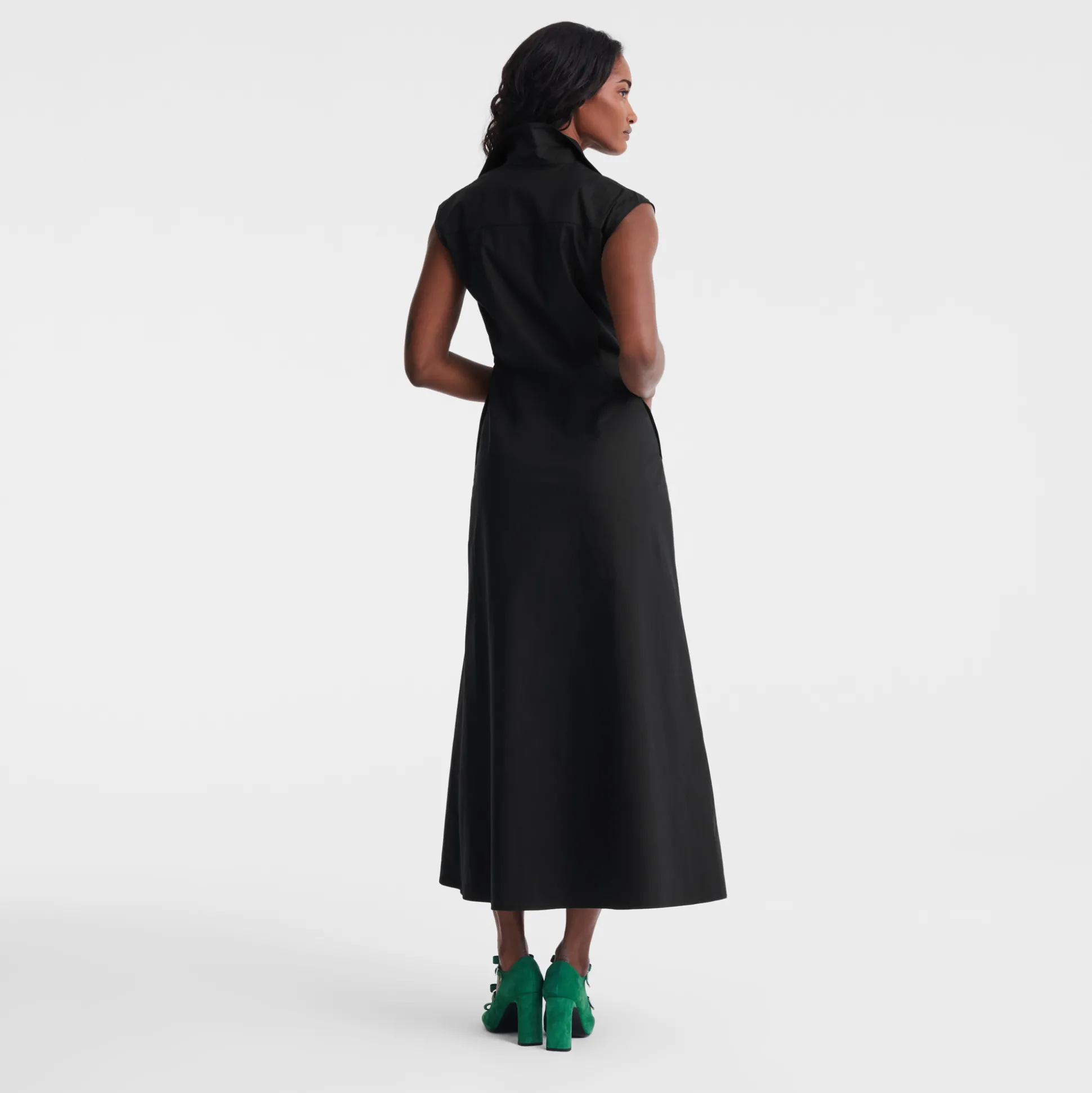 abito_lungo_2-1.webp Outlet Longchamp Abito lungo Nero