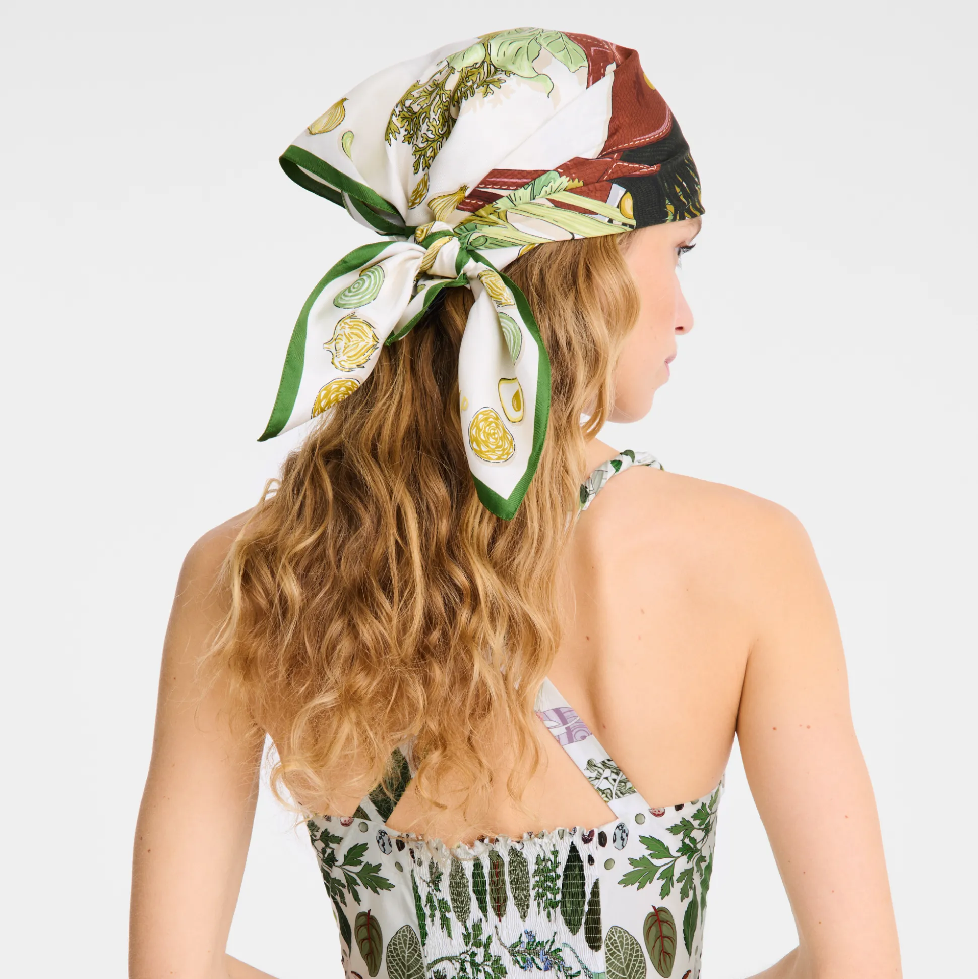 Outlet Longchamp Foulard di seta 70 La borsa Gourmet Mesh OTHER - Alloro