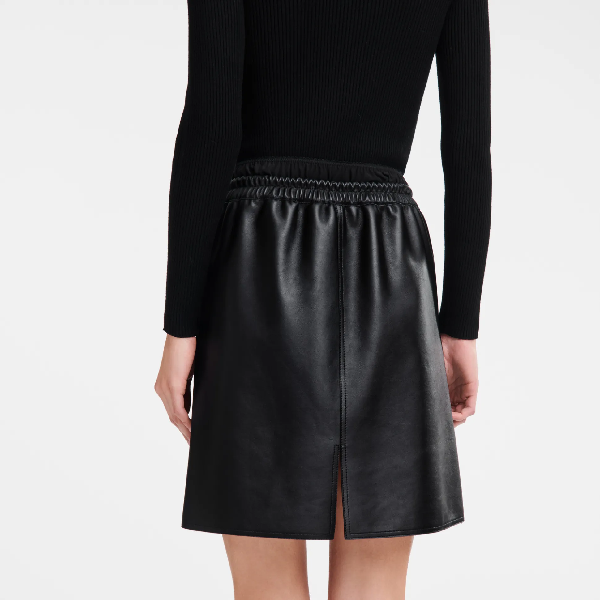 Best Sale Longchamp Gonna corta in pelle con cintura con applicazione Nero