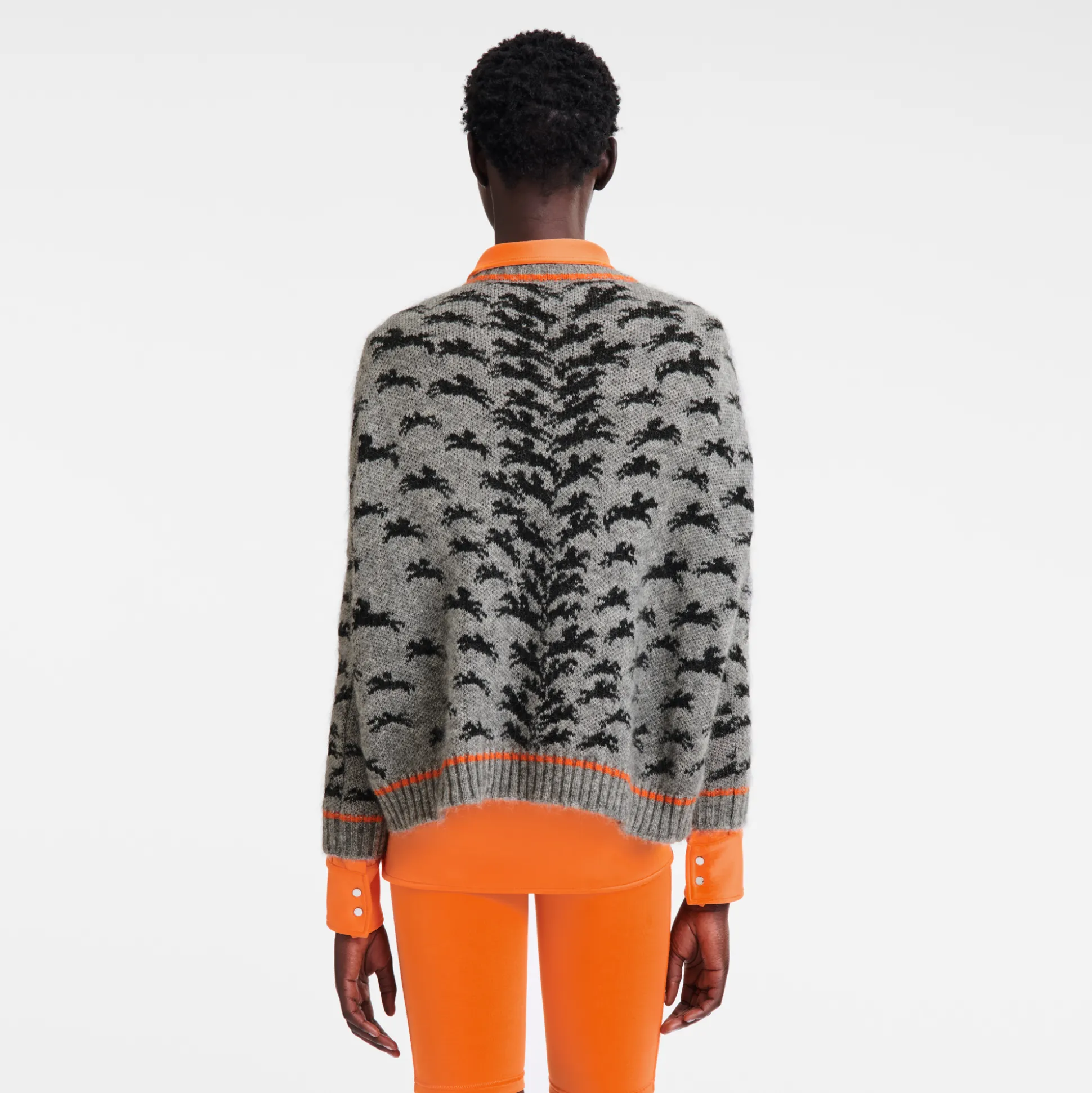 maglia_con_scollo_rotondo_2-1.webp Discount Longchamp Maglia con scollo rotondo Grigio