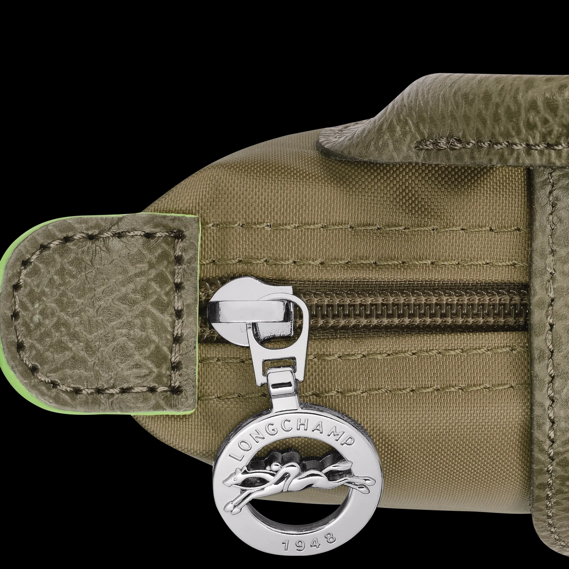 pochette_con_manico_2-2.webp Fashion Longchamp Pochette con manico Carciofo