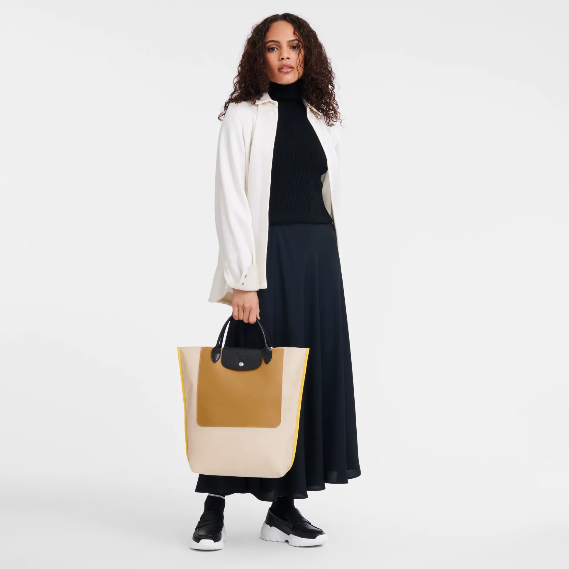 Cheap Longchamp Shopping bag M Beige