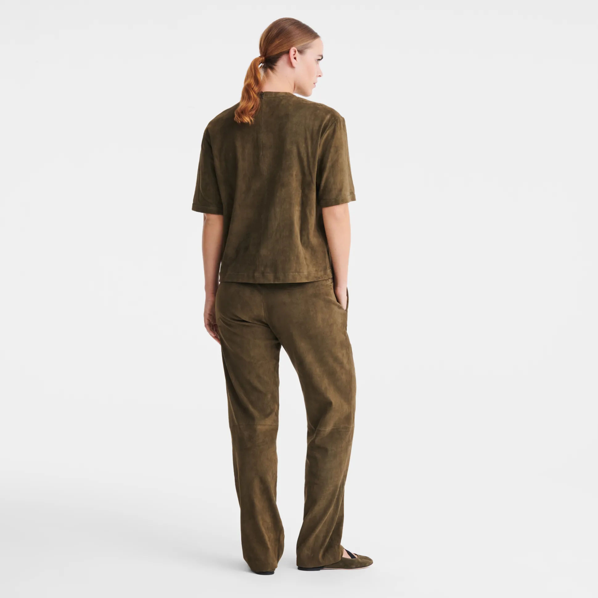 top_corto_in_pelle_2.webp Outlet Longchamp Top corto in pelle Kaki